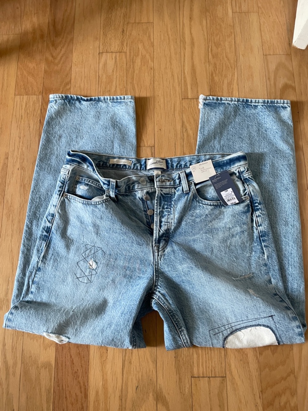 Universal Thread new with tag 90s baggy button butterfly jeans size 12 regular